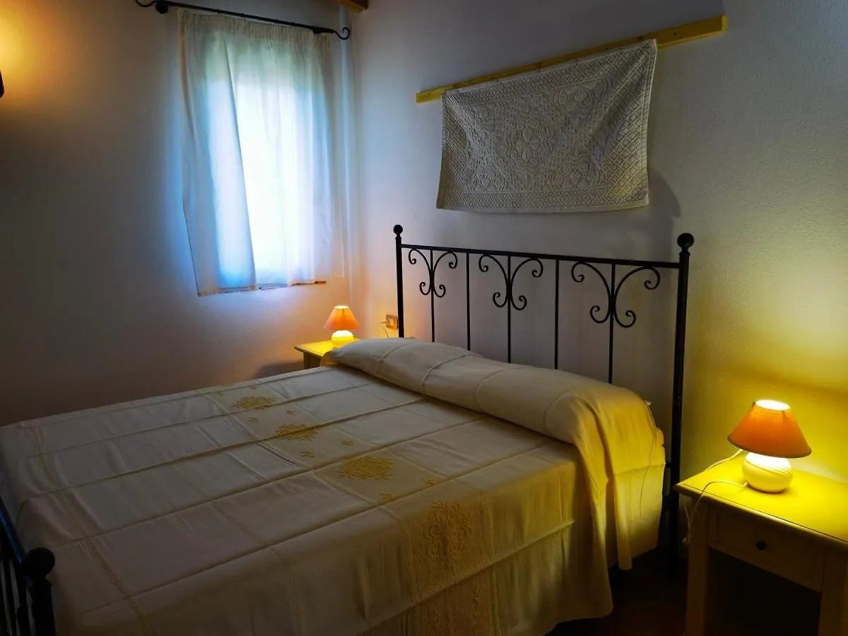 Hotel La Corte Degli Ulivi - Albergo Rurale Tresnuraghes
