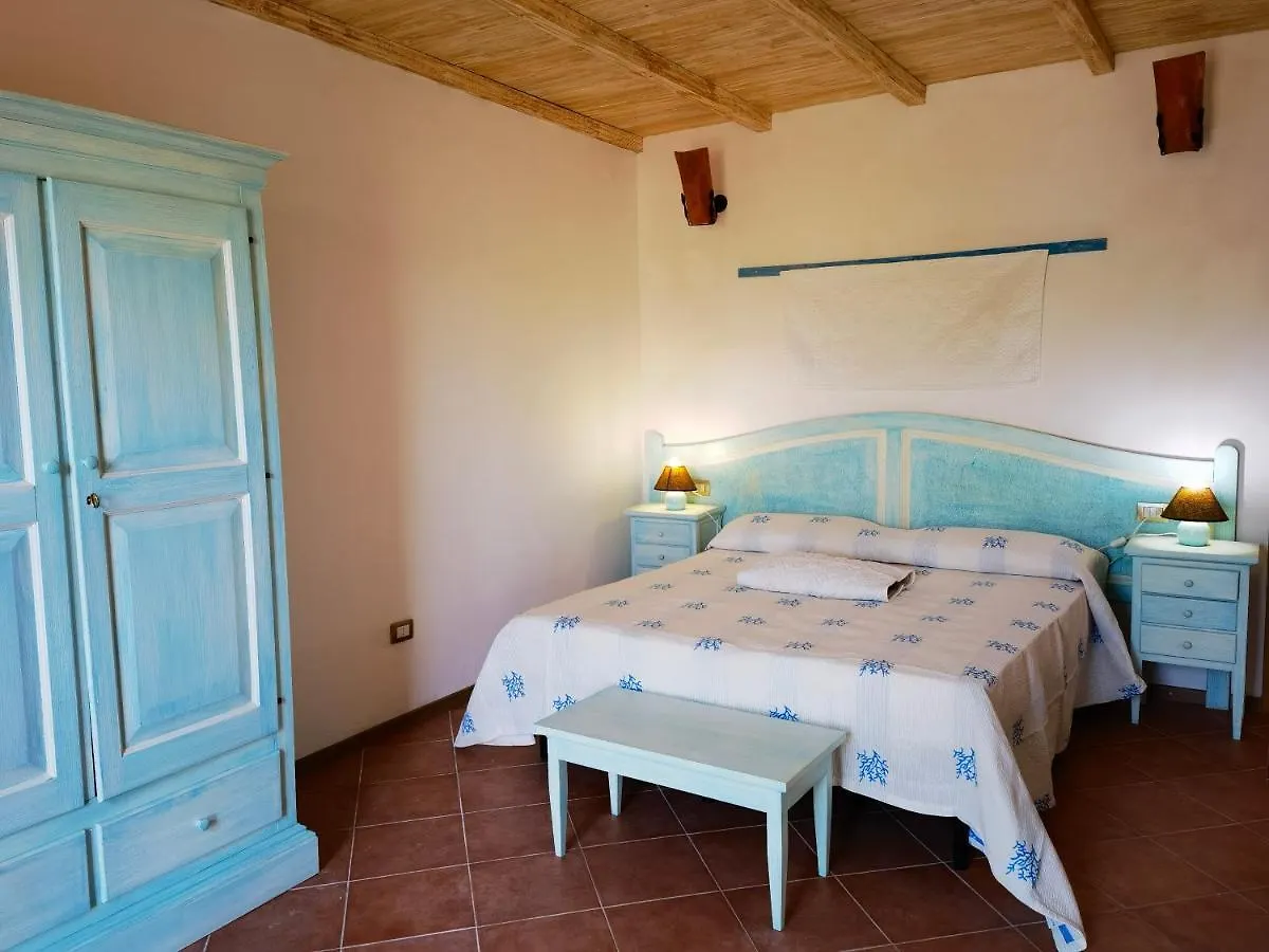 La Corte Degli Ulivi - Albergo Rurale Tresnuraghes