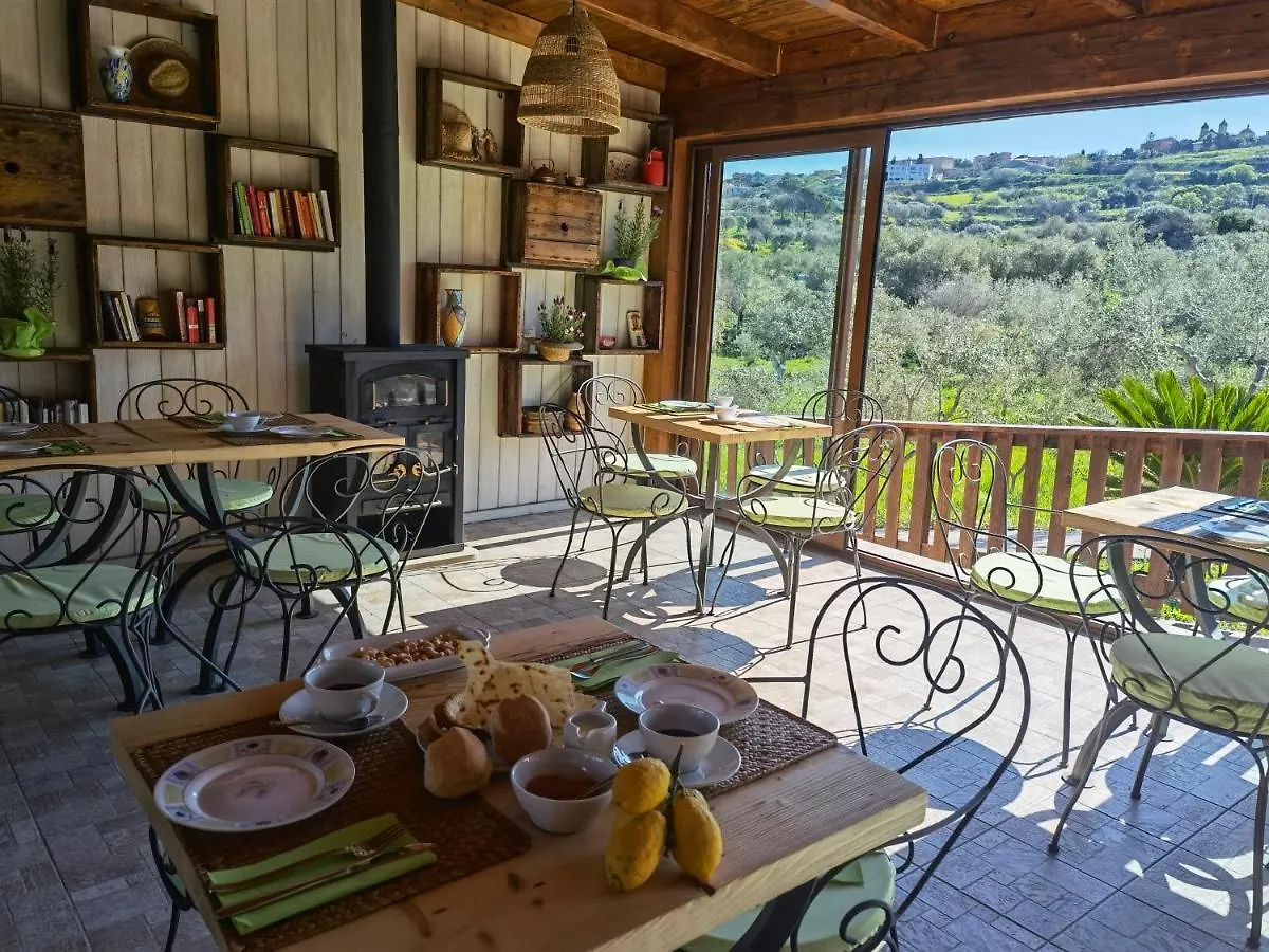 Hotel La Corte Degli Ulivi - Albergo Rurale Tresnuraghes
