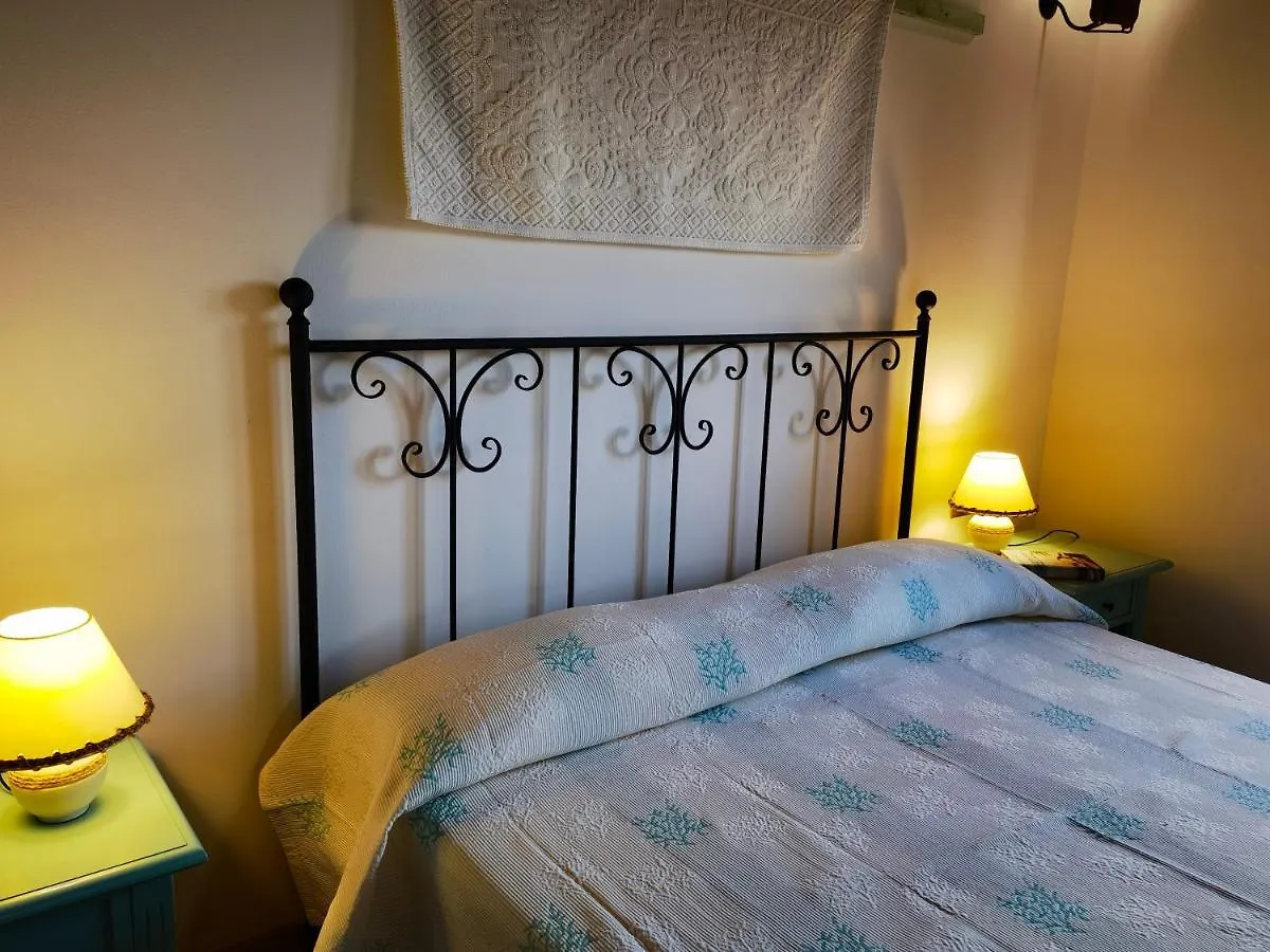 Hotel La Corte Degli Ulivi - Albergo Rurale Tresnuraghes