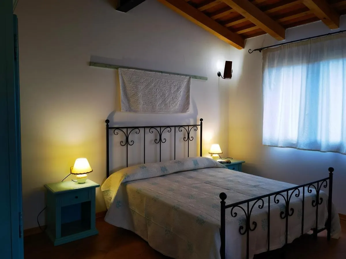 Hotel La Corte Degli Ulivi - Albergo Rurale Tresnuraghes