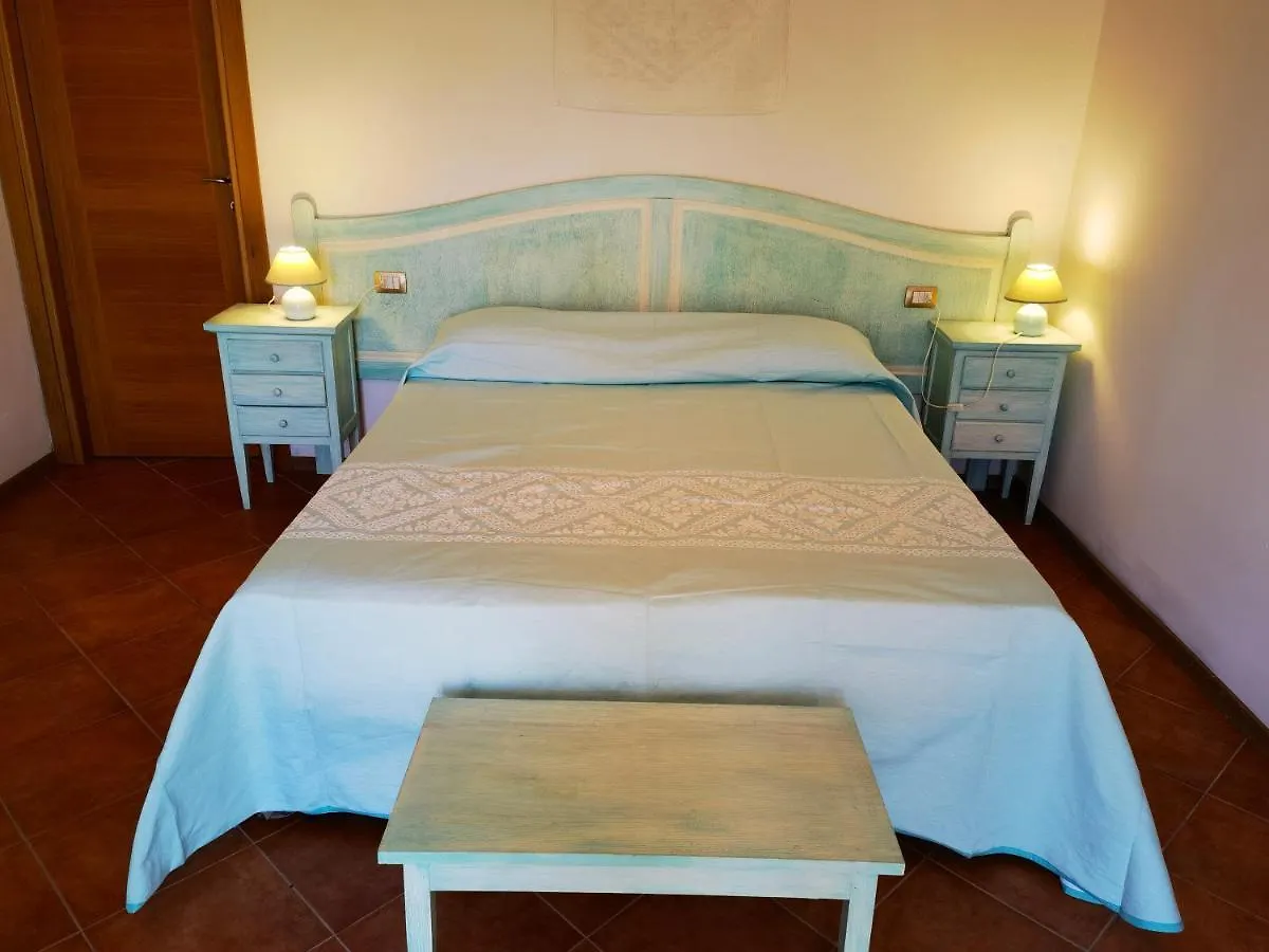 La Corte Degli Ulivi - Albergo Rurale Tresnuraghes