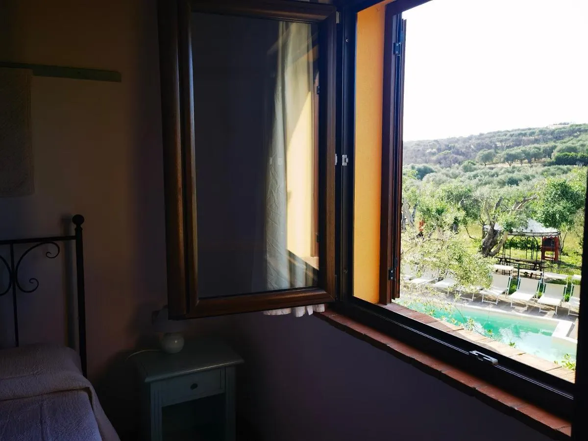 *** فندق La Corte Degli Ulivi - Albergo Rurale Tresnuraghes إيطاليا