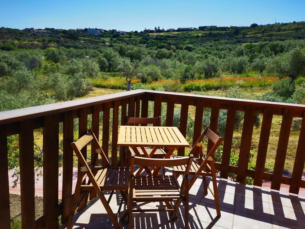 La Corte Degli Ulivi - Albergo Rurale Tresnuraghes 3*,